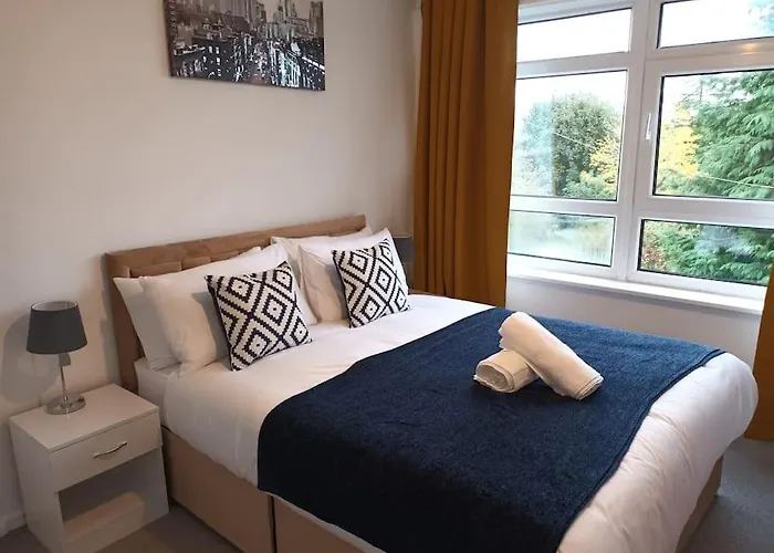 Jedid Kings Heath Apartment